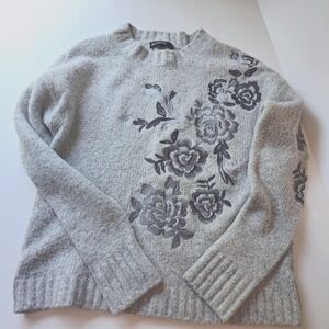 Blank NYC Gray Floral Embroidered Women's Sweater